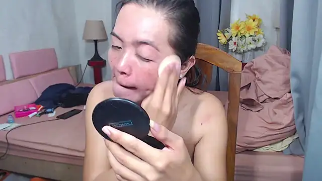 yournewgirldiana online show from 09.15.25