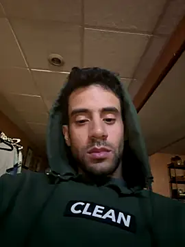 Snapshot of lanceeunderwood chatting on 10.20.25 lanceeunderwood online show from 10.20.25