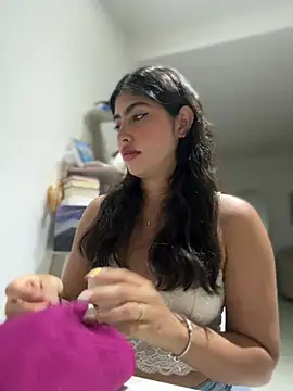 Gaby zahir  online show from 03.19.25