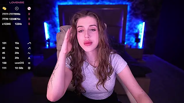 PenellopaRaw online show from 02.24.25