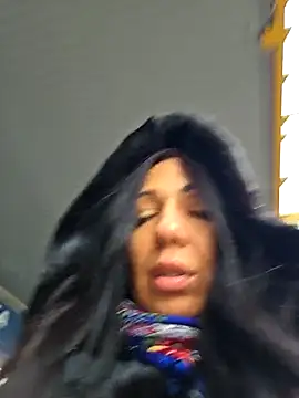 LeticiaWoods online show from 11.21.25