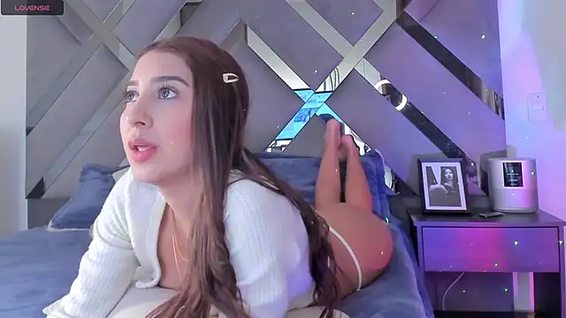 monroeglez5  online show from 02.19.25