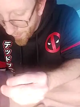 Snapshot of TaylorBlaze chatting on 12.26.24 TaylorBlaze online show from 12.26.24