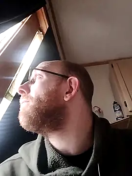 Snapshot of TaylorBlaze chatting on 02.17.26 TaylorBlaze online show from 02.17.26