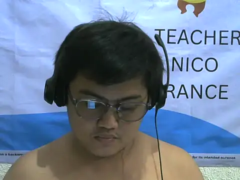 Yummy Tommy21 online show from 09.12.25