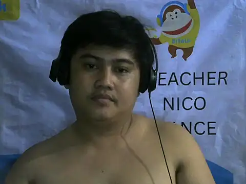 Yummy Tommy21 online show from 10.06.25