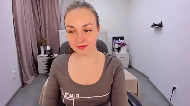 Snapshot of JessicaNickson chatting on 12.31.24 JessicaNickson online show from 12.31.24