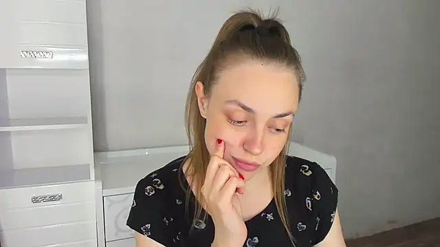 Snapshot of JessicaNickson chatting on 09.18.25 JessicaNickson online show from 09.18.25