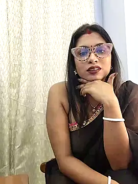 Queen Dolly online show from 10.24.25