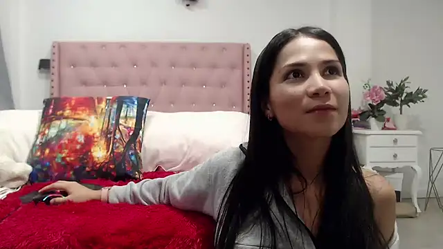 Snapshot of kimberlyshantal chatting on 01.22.25 kimberlyshantal online show from 01.22.25