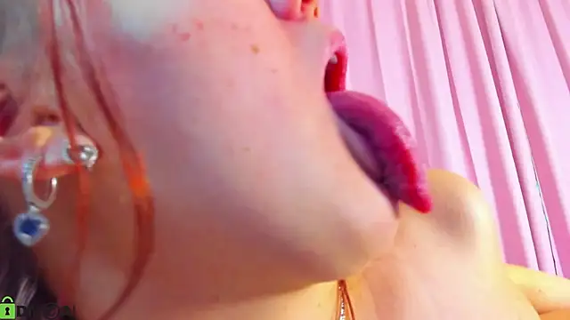 Snapshot of Fera1_Berry chatting on 02.03.26 Fera1 Berry online show from 02.03.26