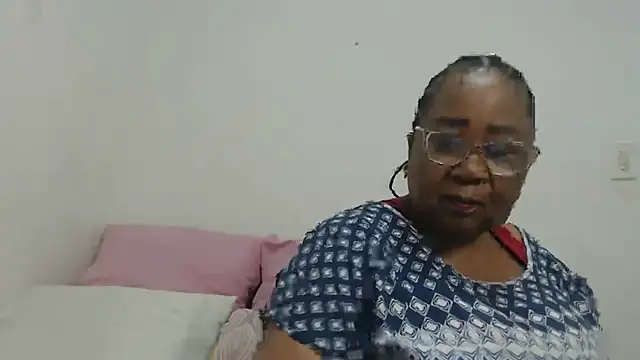 KinkyRicoSaisyours online show from 10.19.25