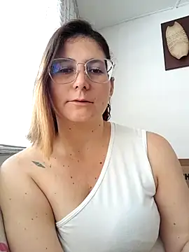 SarahDeyvis online show from 10.25.25