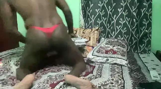 Snapshot of Indian-Drag-Queen chatting on 01.20.25 Indian-Drag-Queen online show from 01.20.25