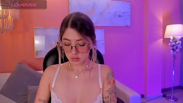 EveBensonX online show from 01.14.25