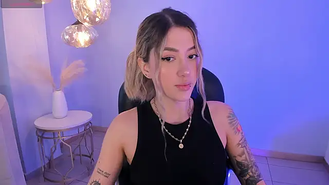 EveBensonX online show from 01.19.25