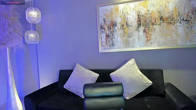 EveBensonX online show from 02.12.25