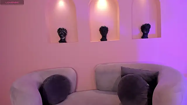 EveBensonX online show from 02.16.25