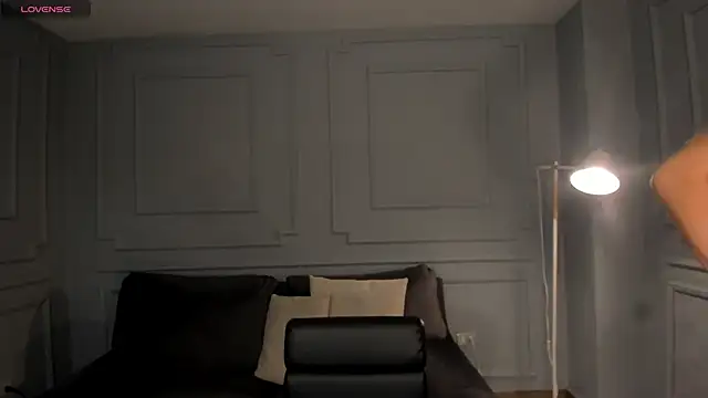 EveBensonX online show from 04.01.26