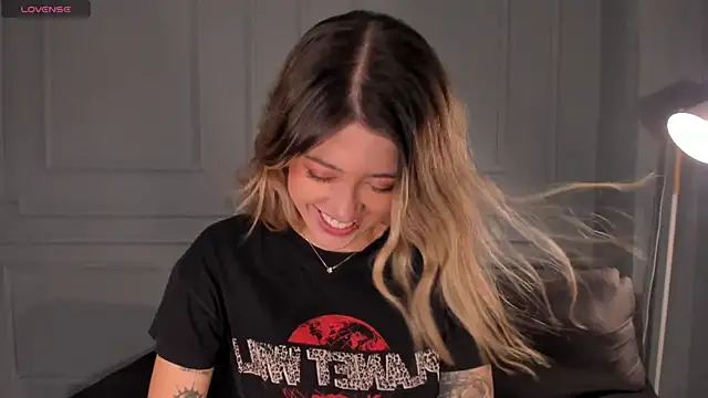 EveBensonX online show from 04.13.26