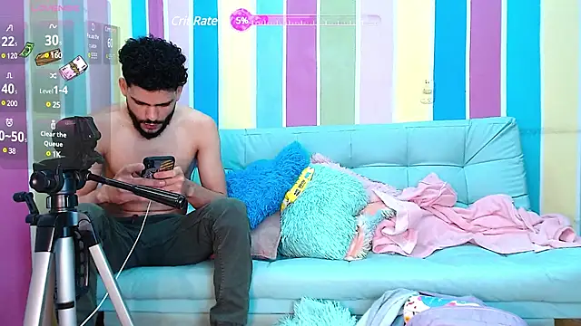 Snapshot of big_sensation_21 chatting on 01.24.25 big sensation 21 online show from 01.24.25