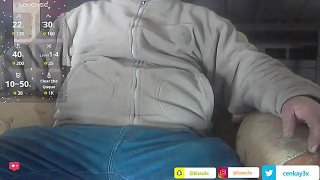 masculine bear daddy online show from 01.05.25
