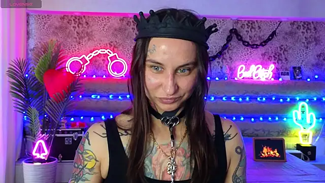 Cool Freak  online show from 03.13.26