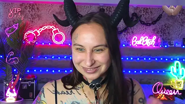 Cool Freak  online show from 06.05.26