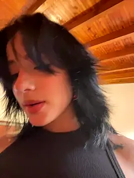 Ale Lewis online show from 12.02.25