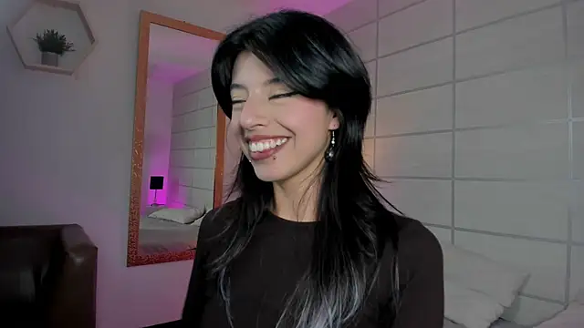 NanaRott online show from 04.17.26