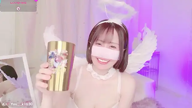 Snapshot of Yuu__k chatting on 12.06.24 Yuu  k online show from 12.06.24