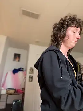 mossy kiss online show from 03.08.26