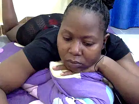 Snapshot of 10sexymelo69_ chatting on 04.19.26 10sexymelo69 online show from 04.19.26