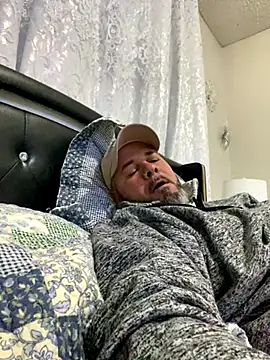 Cristian-Brayan online show from 10.28.25