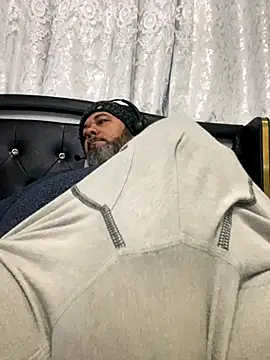 Cristian-Brayan online show from 11.28.25