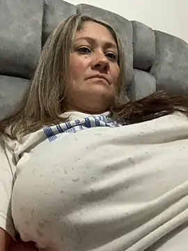 Snapshot of gabiTetas chatting on 12.02.24 gabiTetas online show from 12.02.24