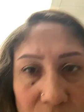 Snapshot of gabiTetas chatting on 12.19.24 gabiTetas online show from 12.19.24