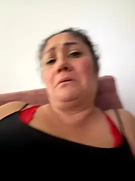 Snapshot of gabiTetas chatting on 10.25.25 gabiTetas online show from 10.25.25