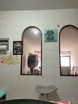 Snapshot of gabiTetas chatting on 11.26.25 gabiTetas online show from 11.26.25