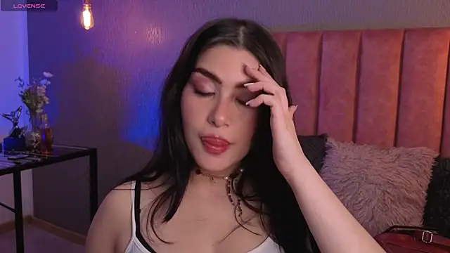 Snapshot of Alexa_Thaylor_ chatting on 05.18.26 Alexa Thaylor online show from 05.18.26