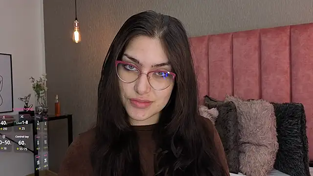 Snapshot of Alexa_Thaylor_ chatting on 06.02.26 Alexa Thaylor online show from 06.02.26