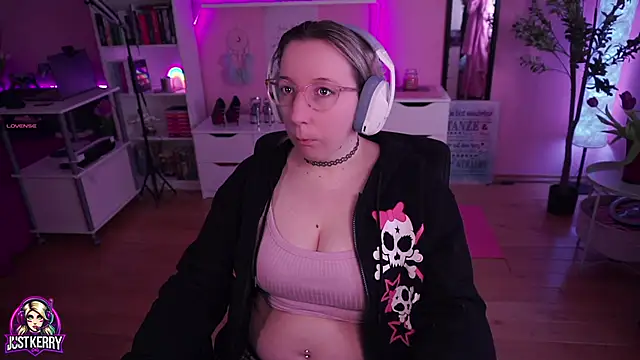 JustKerry online show from 03.20.25