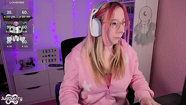 JustKerry online show from 11.13.25