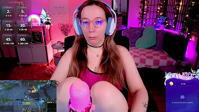 Snapshot of JustKerry chatting on 06.23.26 JustKerry online show from 06.23.26