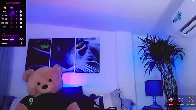 Snapshot of Sophiesweet5 chatting on 02.05.26 Sophiesweet5 online show from 02.05.26