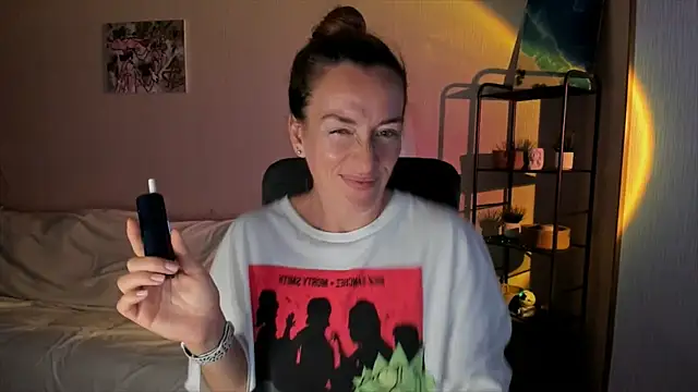 Snapshot of RebeccaMartinez chatting on 09.09.25 RebeccaMartinez online show from 09.09.25