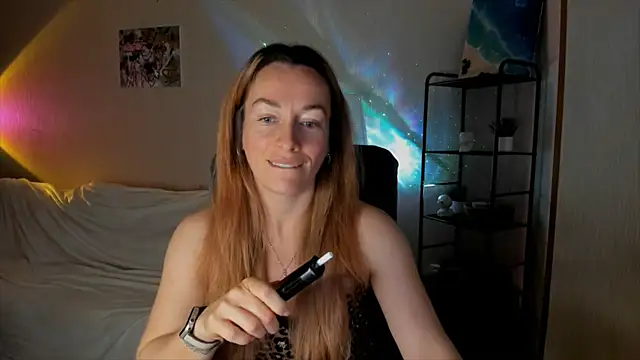 Snapshot of RebeccaMartinez chatting on 11.23.25 RebeccaMartinez online show from 11.23.25