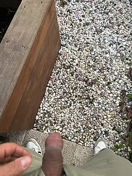 Snapshot of mattexhibe chatting on 01.01.25 mattexhibe online show from 01.01.25