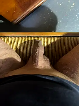 Snapshot of mattexhibe chatting on 11.01.25 mattexhibe online show from 11.01.25