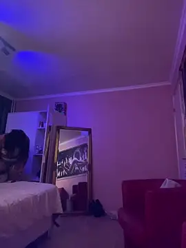 sophiahot thick online show from 10.19.25